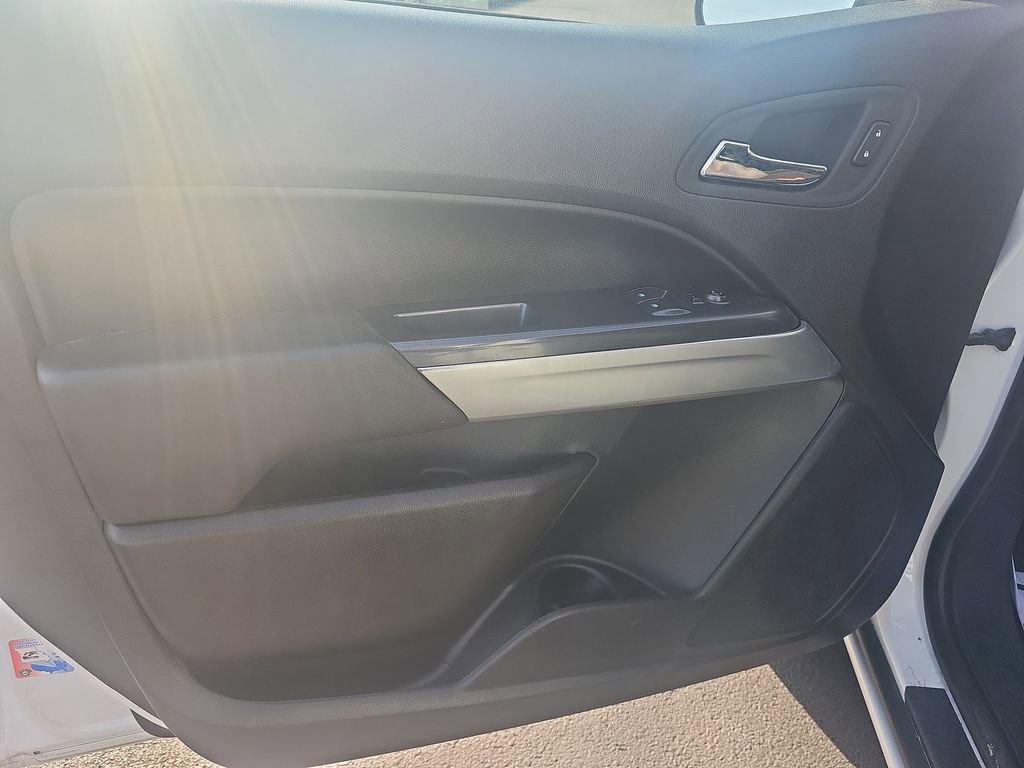 Used 2022 Chevrolet Colorado LT w/ Fleet Safety Package RWD image 15