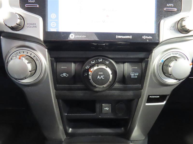 Used 2020 Toyota 4Runner SR5 AWD/4WD image 26