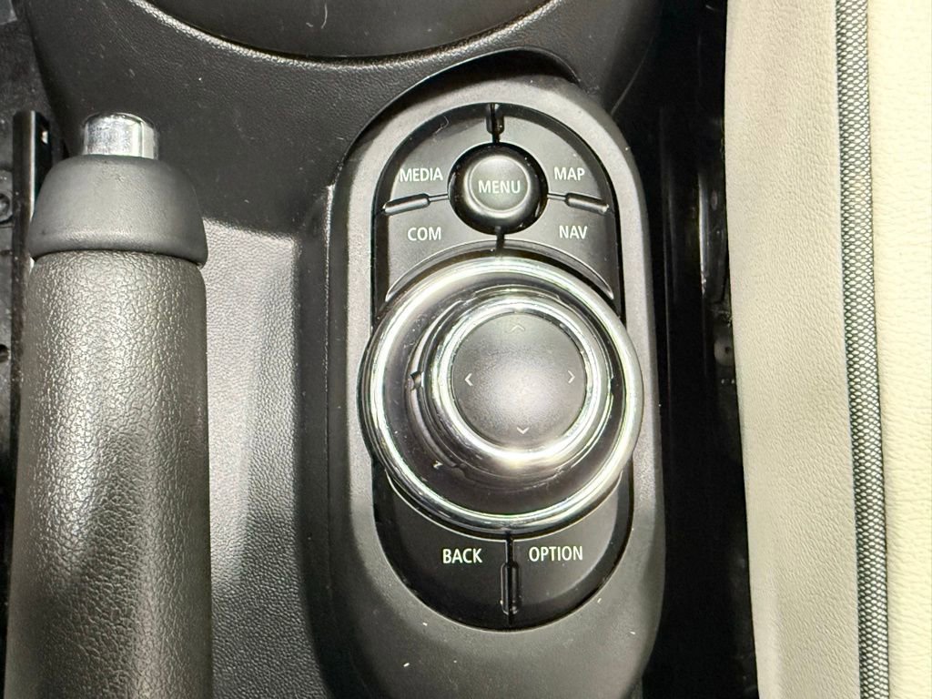 Used 2023 MINI Cooper S image 18