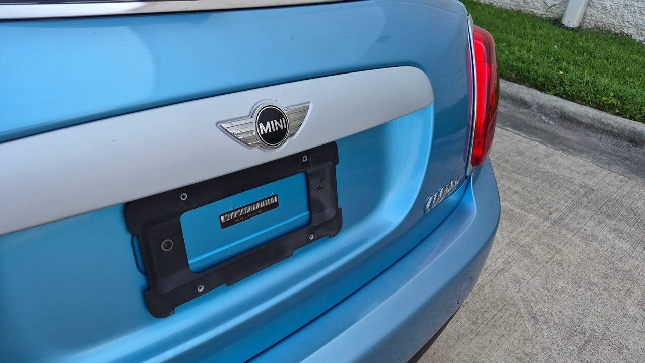Used 2015 MINI Cooper 4-Door Hardtop FWD image 15