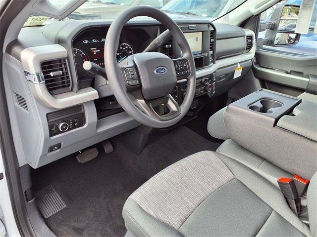 New 2026 Ford F350 XLT image 10