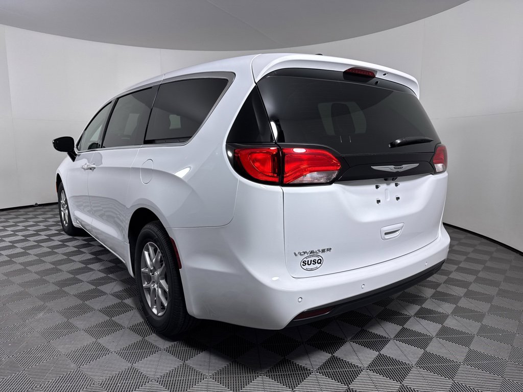 New 2026 Chrysler Voyager LX FWD image 21