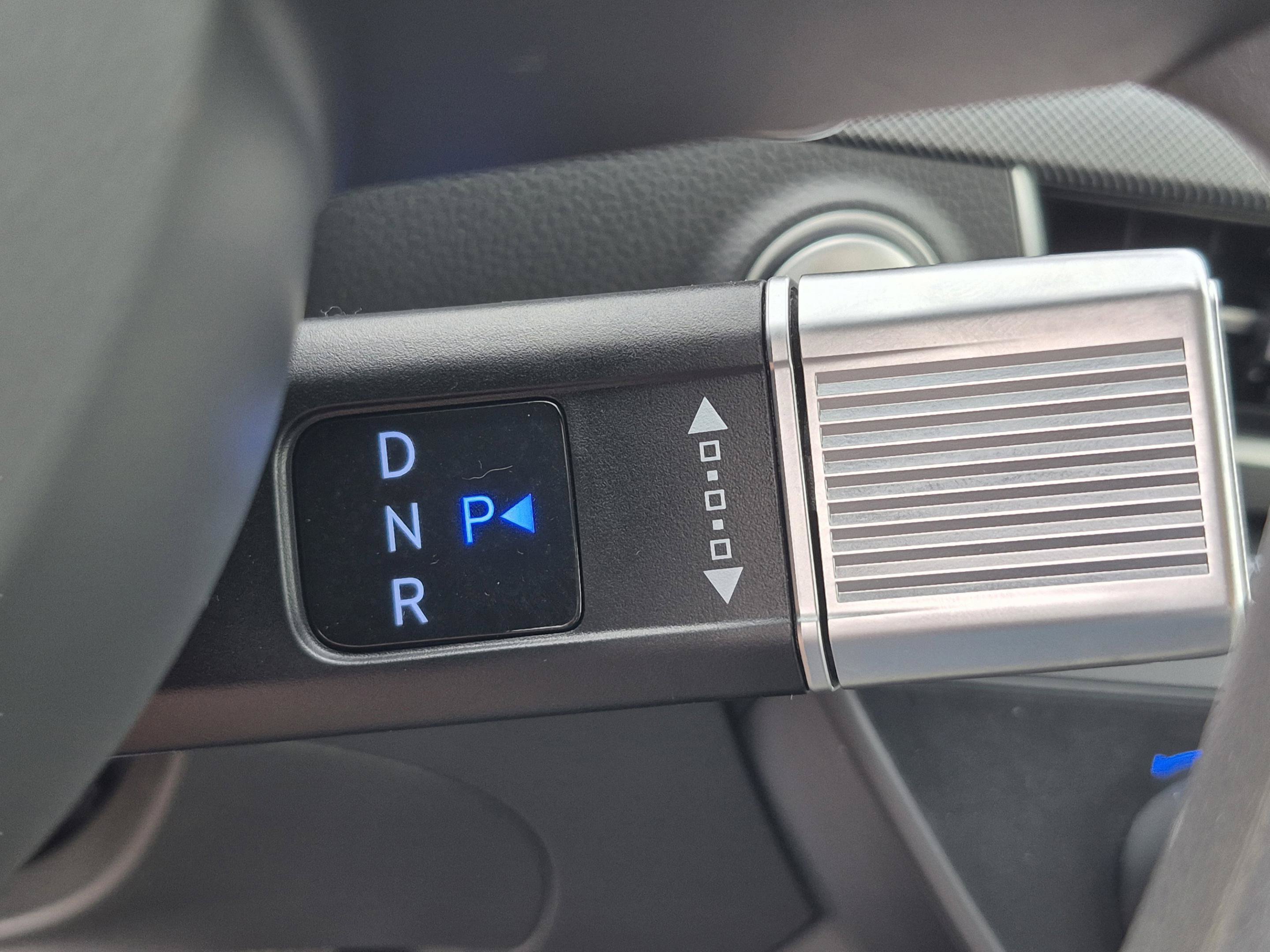 Certified 2025 Hyundai Sonata SEL FWD image 30