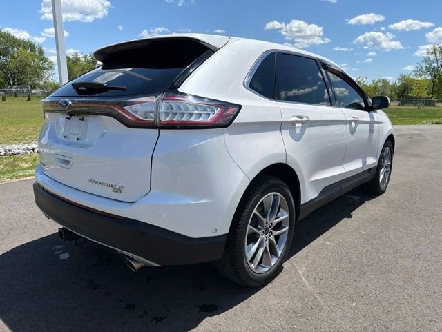 Used 2018 Ford Edge Titanium w/ Equipment Group 302A AWD/4WD image 6