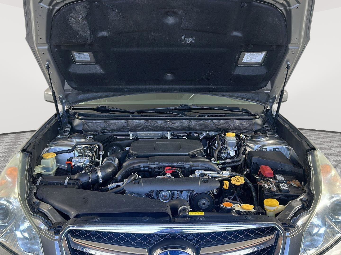 Used 2011 Subaru Legacy 2.5i Premium w/ All-Weather Pkg image 18