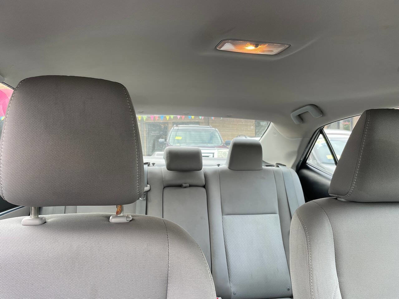 Used 2016 Toyota Corolla LE 4dr Sedan image 13