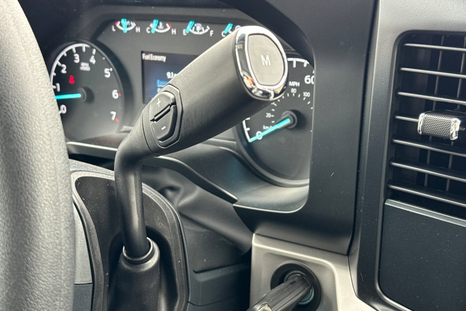 New 2026 Ford F250 XL w/ XL Chrome Package image 16