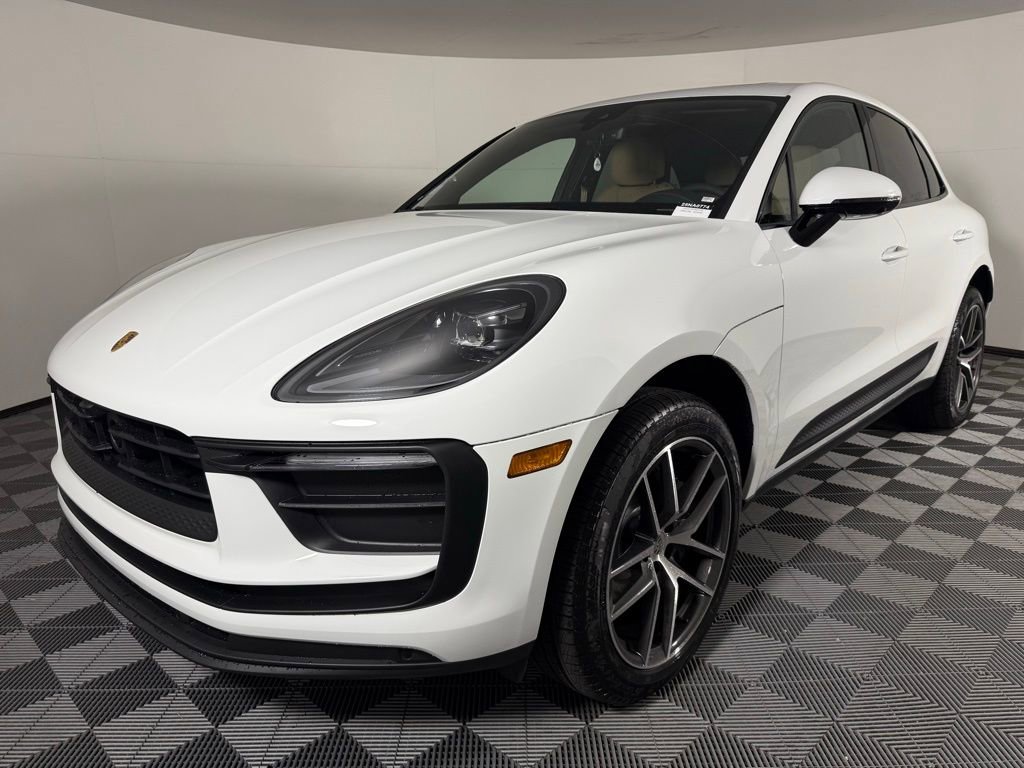 New 2025 Porsche Macan