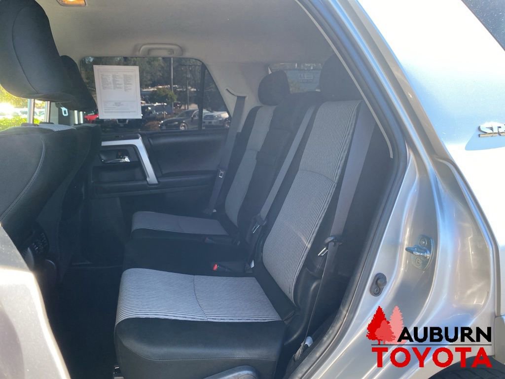 Used 2016 Toyota 4Runner SR5 AWD/4WD image 23