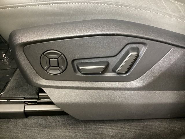 Certified 2025 Audi Q7 3.0T Premium w/ Convenience Package image 14