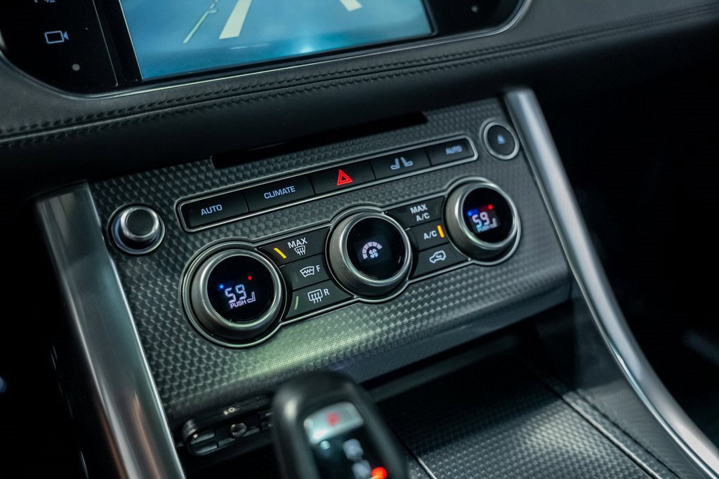 Used 2016 Land Rover Range Rover Sport SVR image 55