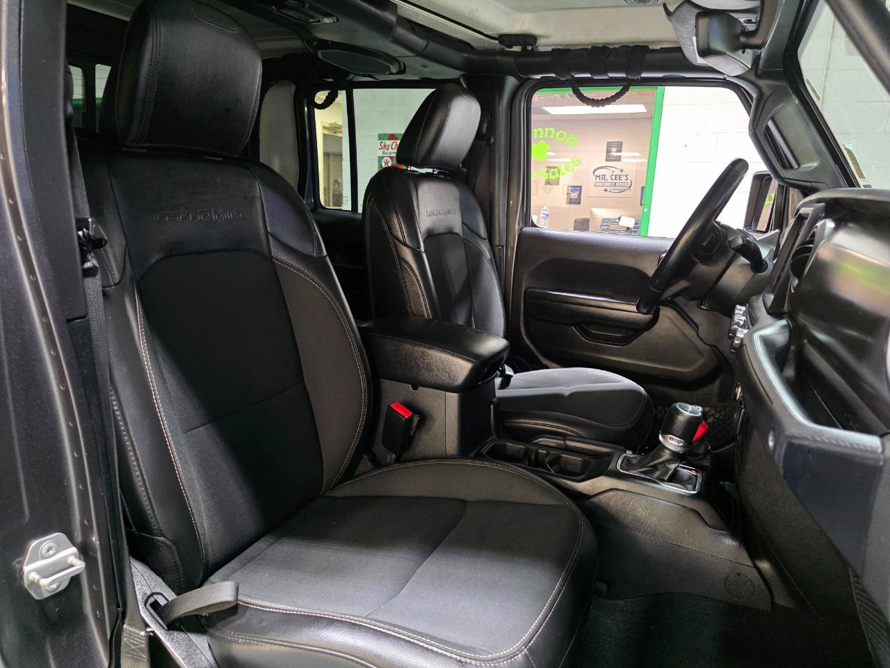 Used 2021 Jeep Gladiator Sport AWD/4WD image 24