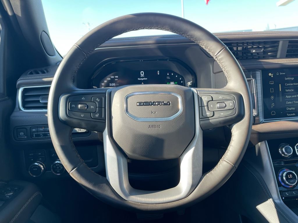 Used 2024 GMC Yukon Denali image 16