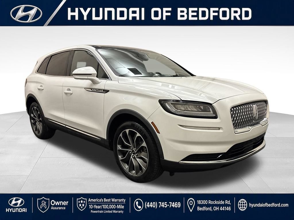 Used 2021 Lincoln Nautilus Reserve AWD/4WD image 3