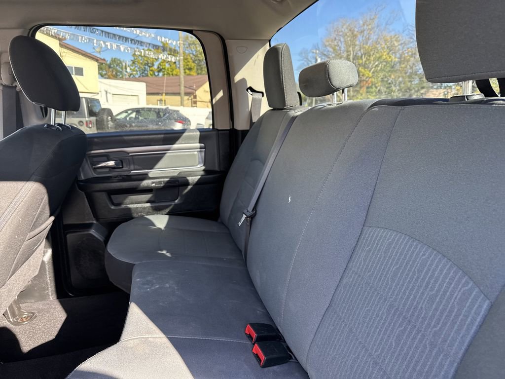 Used 2022 RAM 1500 Classic SLT image 13