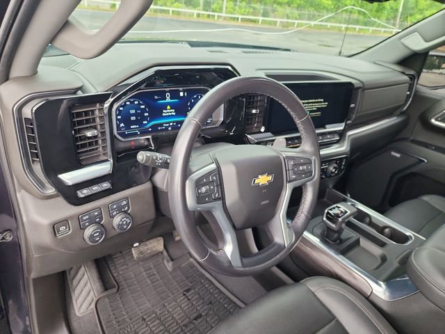 Used 2022 Chevrolet Silverado 1500 LTZ w/ LTZ Premium Package AWD/4WD image 10