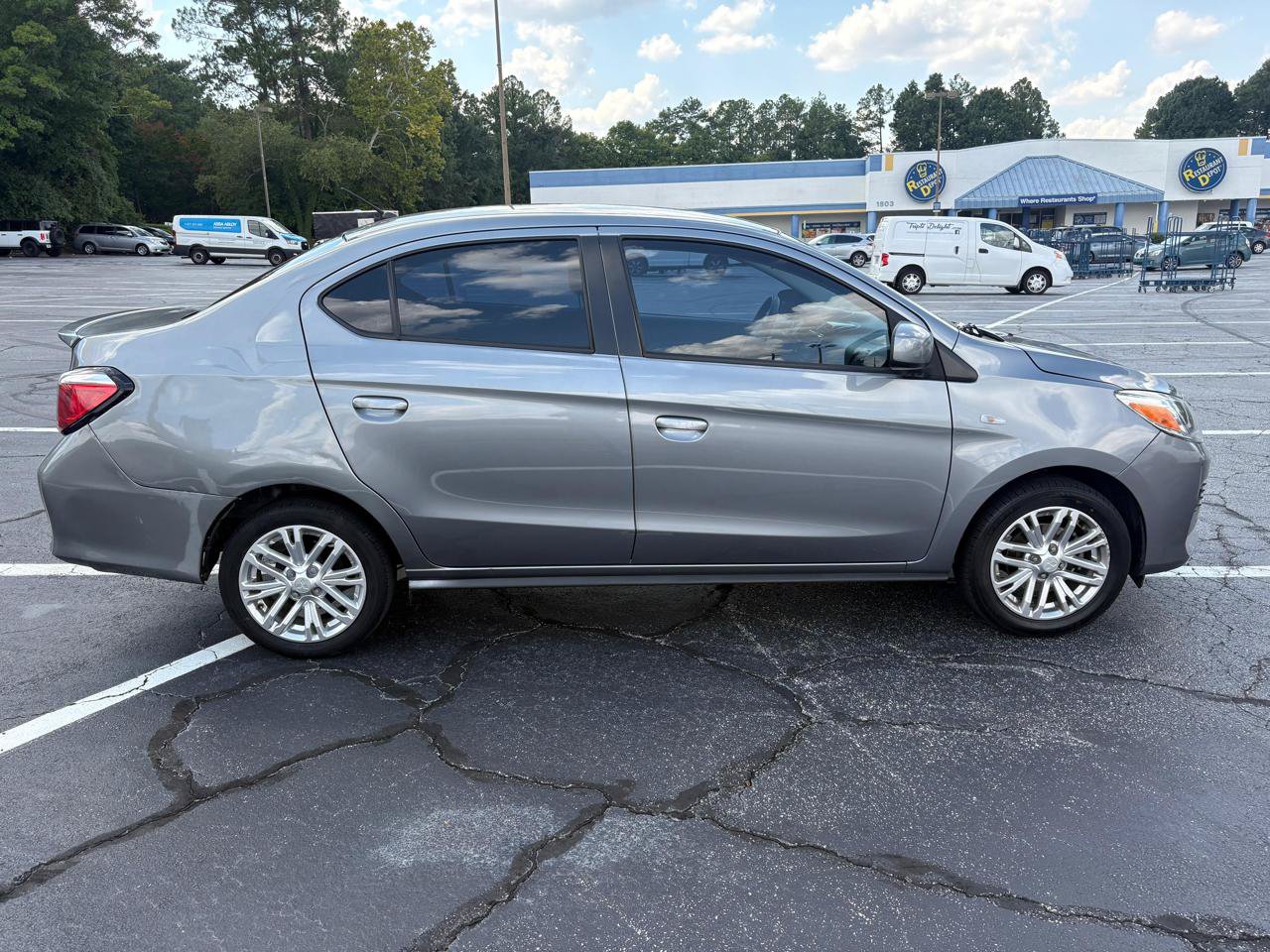 Used 2023 Mitsubishi Mirage G4 LE FWD image 4