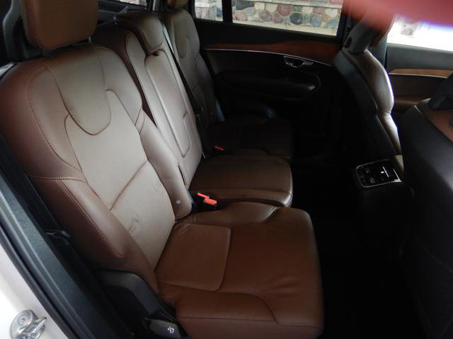 Used 2024 Volvo XC90 B6 Core AWD/4WD image 22