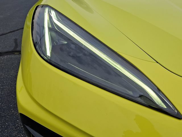 Used 2023 Chevrolet Corvette Stingray Coupe w/ Z51 Performance Package RWD image 11
