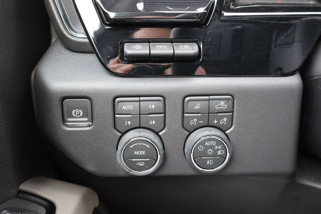 Used 2026 Chevrolet Silverado 1500 ZR2 AWD/4WD image 13