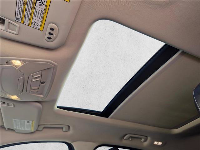 Used 2019 Ford Escape Titanium FWD image 16