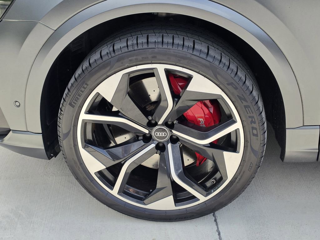 Used 2022 Audi RS Q8 AWD/4WD image 25