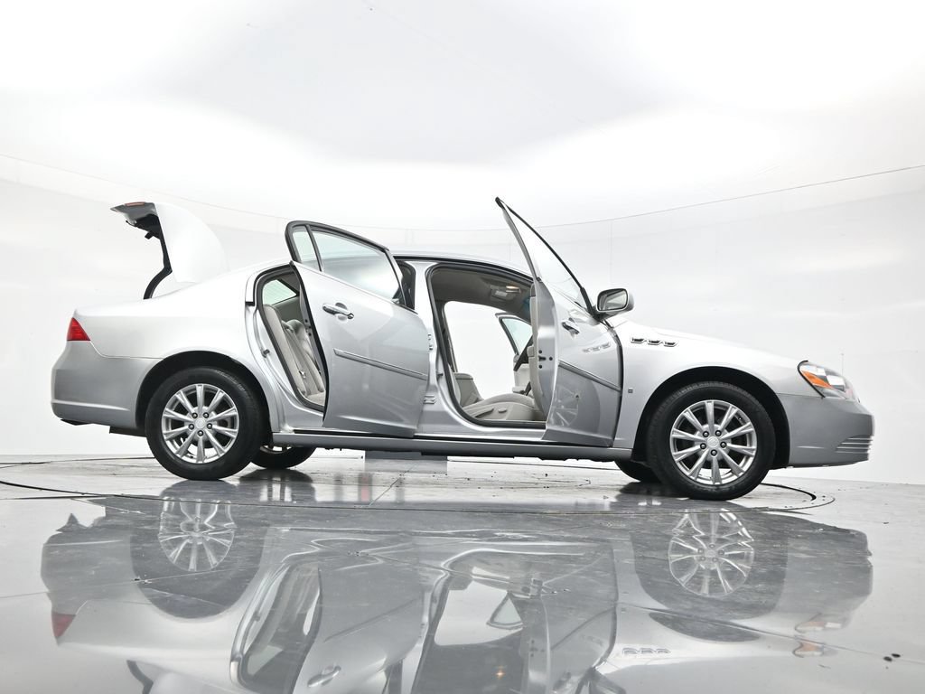 Used 2009 Buick Lucerne CX FWD image 56