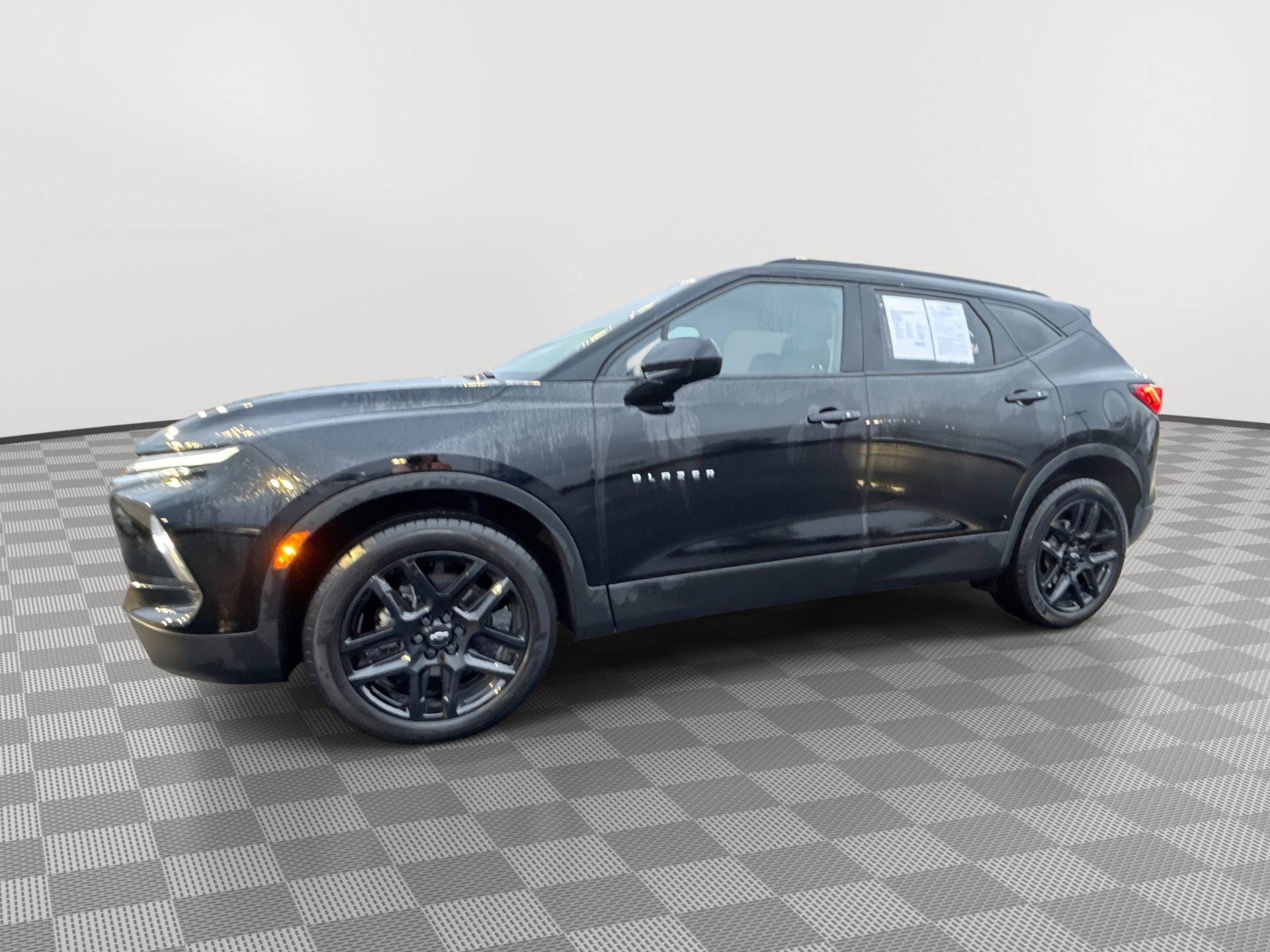 Used 2023 Chevrolet Blazer LT w/ Convenience Package image 1