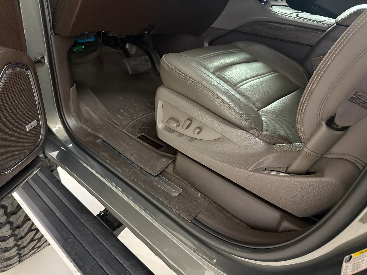 Used 2018 GMC Yukon XL Denali w/ Denali Ultimate Package AWD/4WD image 66