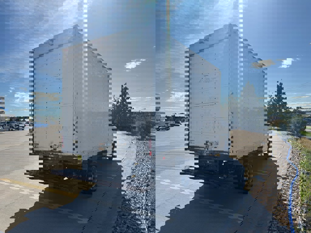 Used 2017 Chevrolet Express 3500 image 5