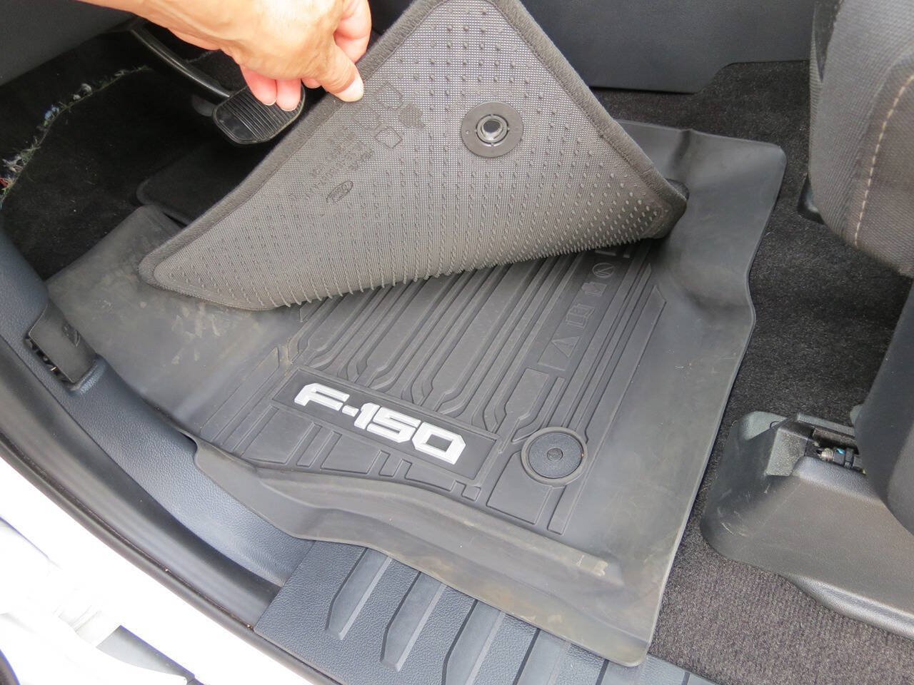 Used 2021 Ford F150 XLT w/ Equipment Group 302A High AWD/4WD image 14