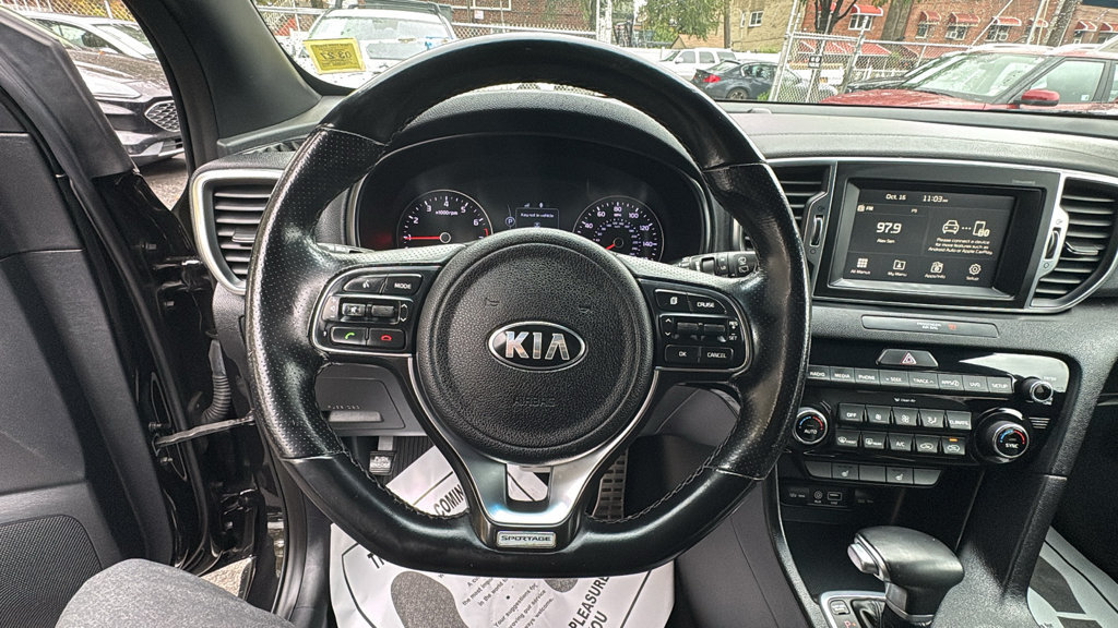 Used 2019 Kia Sportage EX w/ EX Sport Appearance Package AWD/4WD image 14