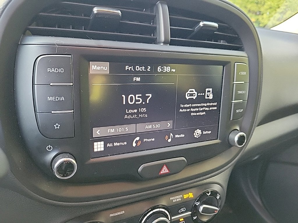 Used 2025 Kia Soul LX w/ LX Technology Package FWD image 24