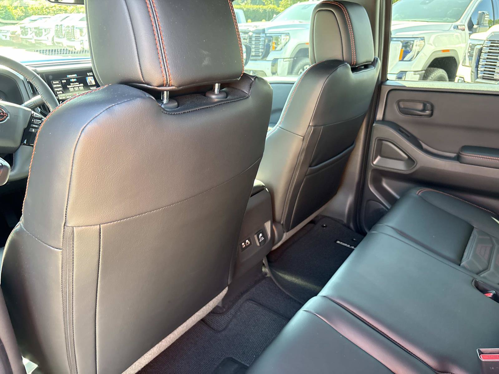 Used 2026 Nissan Frontier Pro-X w/ Pro Premium Package RWD image 32