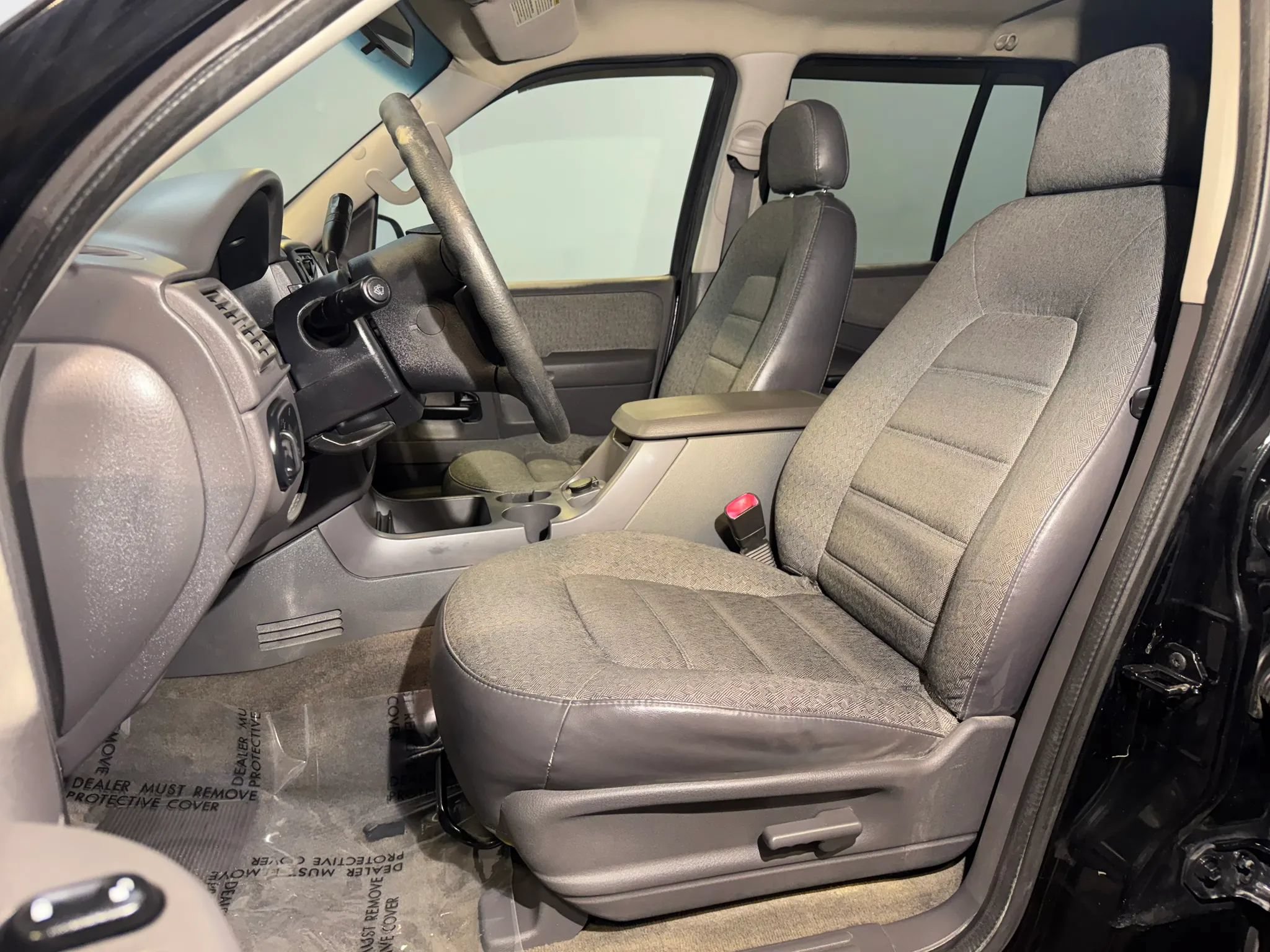 Used 2002 Ford Explorer XLS AWD/4WD image 9
