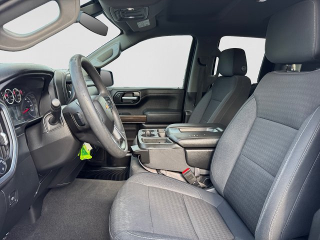 Used 2020 Chevrolet Silverado 1500 LT w/ Trailering Package AWD/4WD image 11