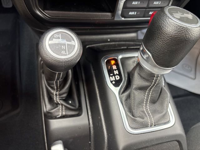 Used 2022 Jeep Wrangler Unlimited Sahara w/ Dual Top Group image 84