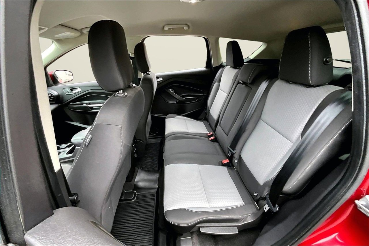 Used 2019 Ford Escape SE image 21