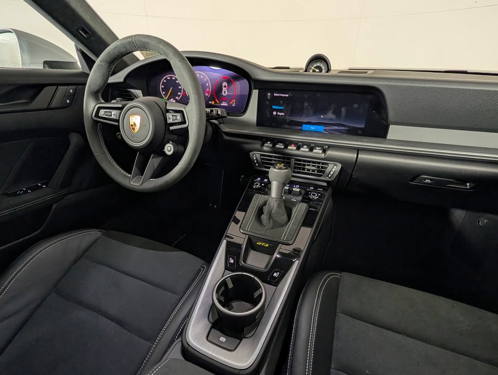 Certified 2026 Porsche 911 GT3 RWD image 18