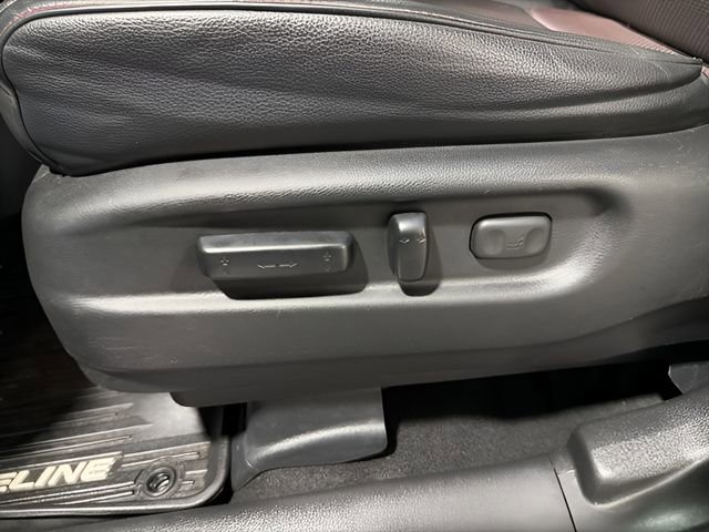 Used 2022 Honda Ridgeline Black Edition image 12