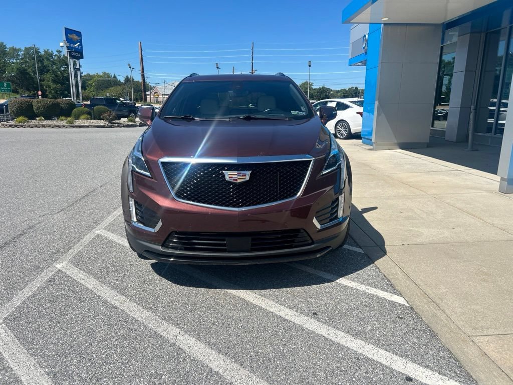 Used 2022 Cadillac XT5 Sportv w/ Technology Package AWD/4WD image 2
