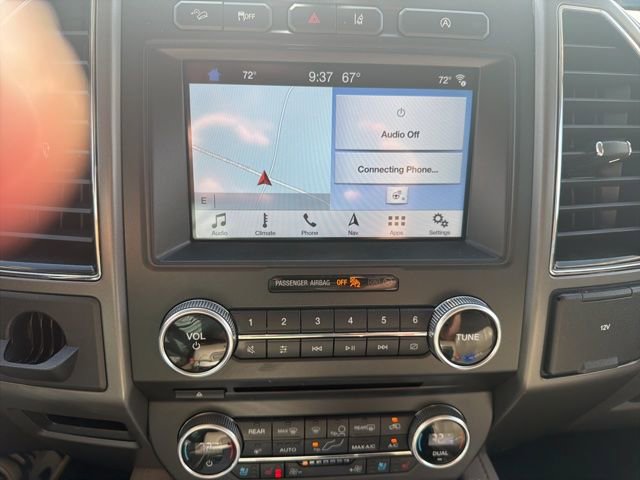 Used 2018 Ford Expedition Max XLT w/ Equipment Group 202A AWD/4WD image 12