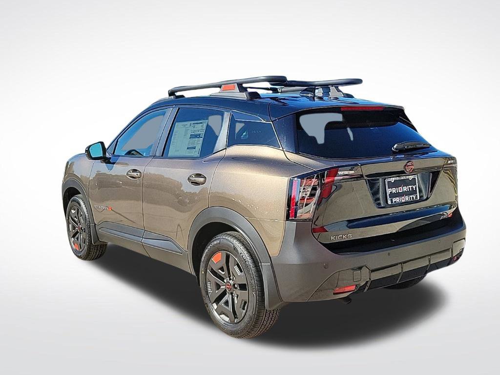 New 2027 Nissan Kicks SV AWD/4WD image 3