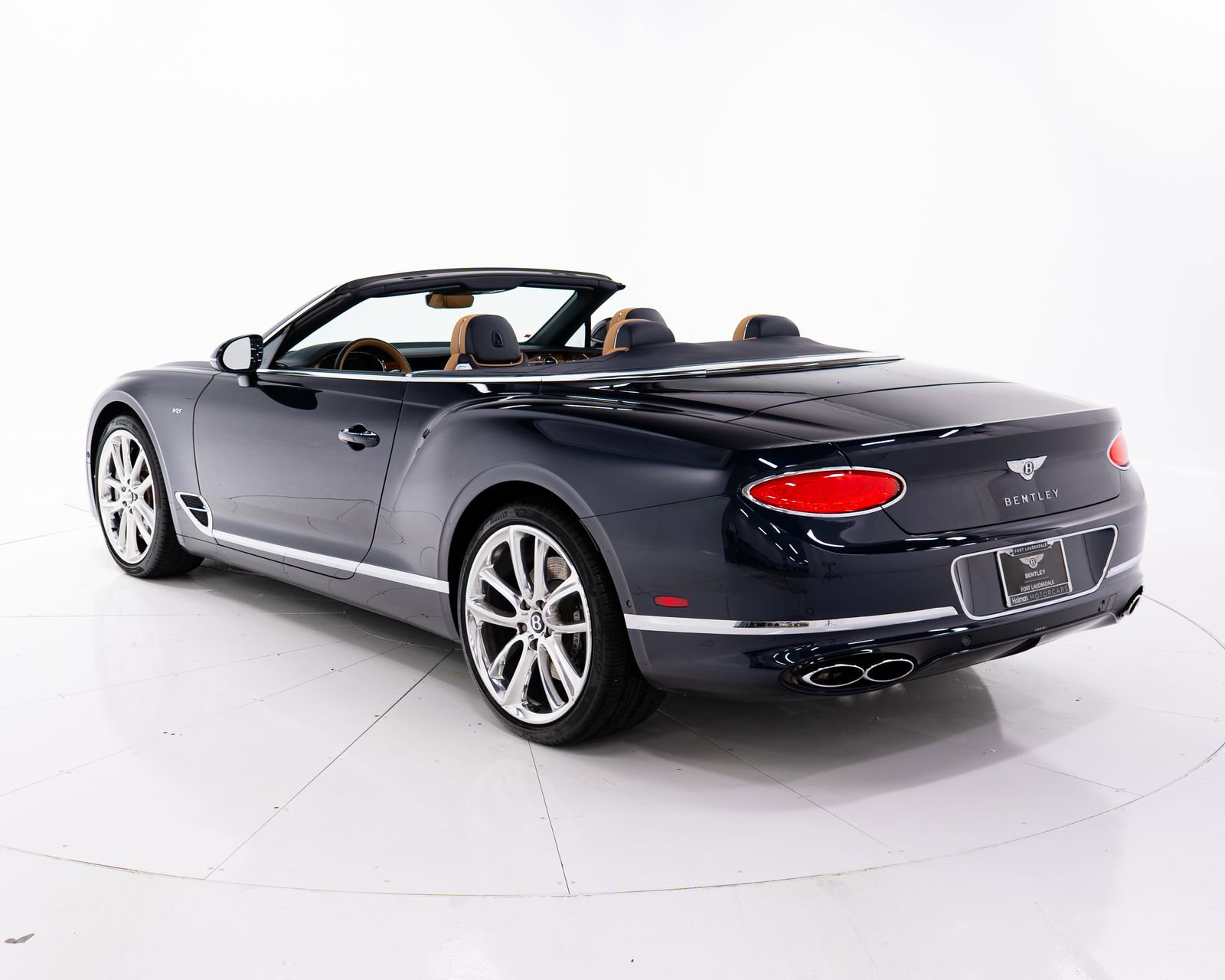 Used 2021 Bentley Continental GT AWD/4WD image 3