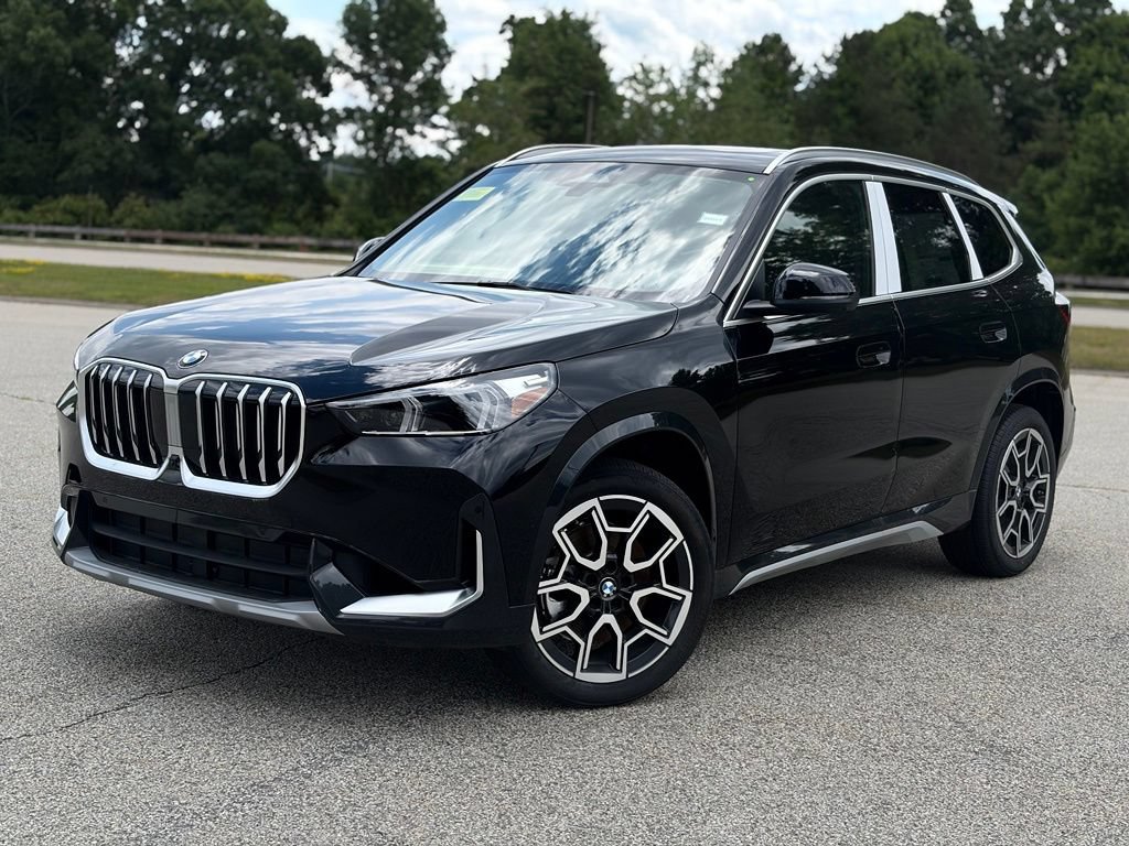 New 2026 BMW X1 xDrive28i w/ Technology Package AWD/4WD image 1