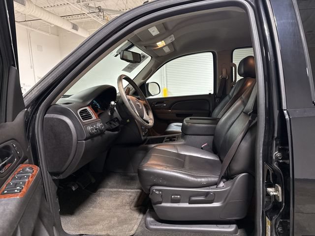Used 2013 GMC Yukon SLT AWD/4WD image 19