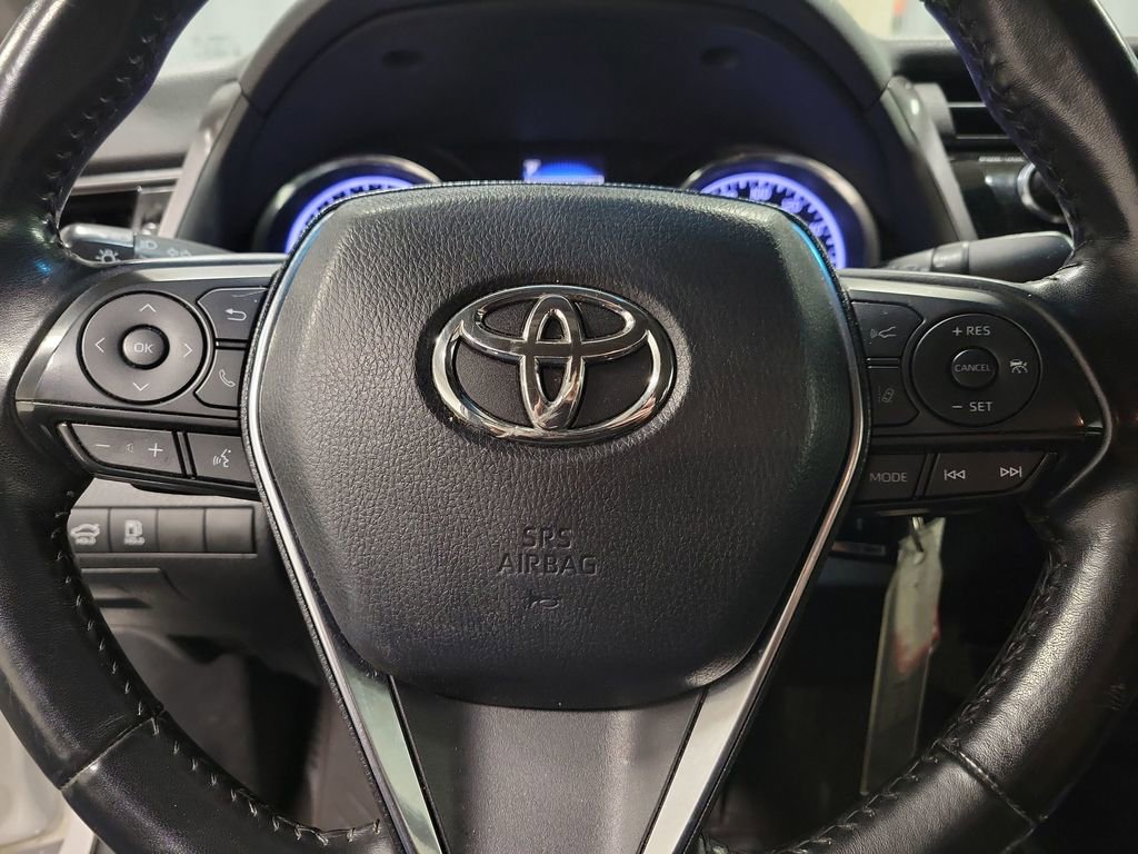 Used 2019 Toyota Camry SE image 18
