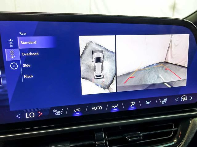 Certified 2024 Chevrolet Equinox EV RS FWD image 22