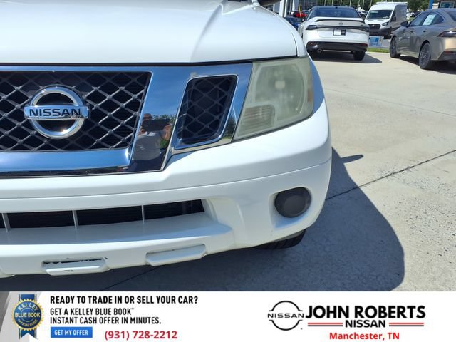 Used 2015 Nissan Frontier SV AWD/4WD image 11