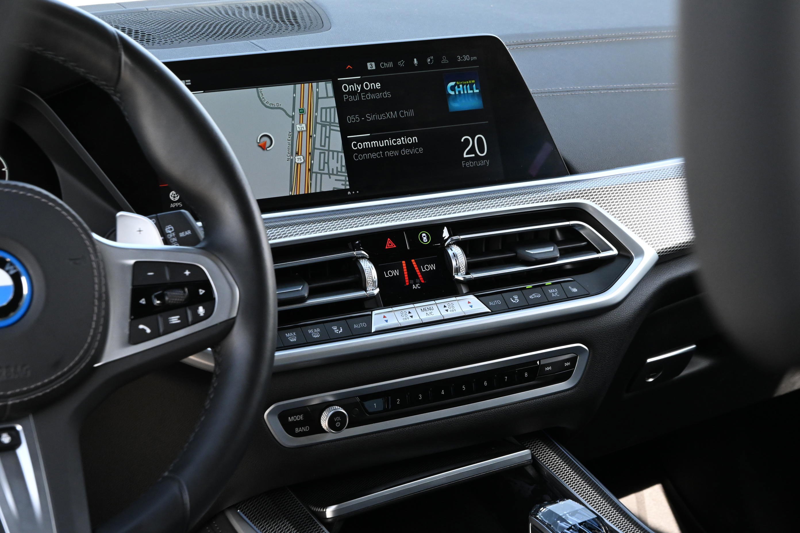 Certified 2023 BMW X5 xDrive45e w/ Executive Package image 33